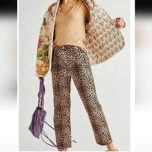 EUC. House of Sunny sz 6 jungle leopard print jeans